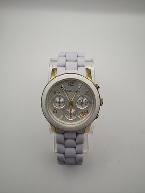 Michael Kors Women's White Gold Runway Chronograph Watch MK5145.